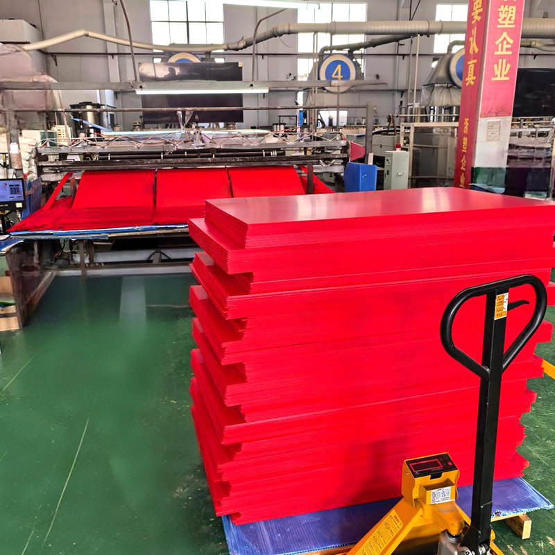 Pannello in plastica ondulata resistente agli urti per l'imballaggio di parti automobilistiche